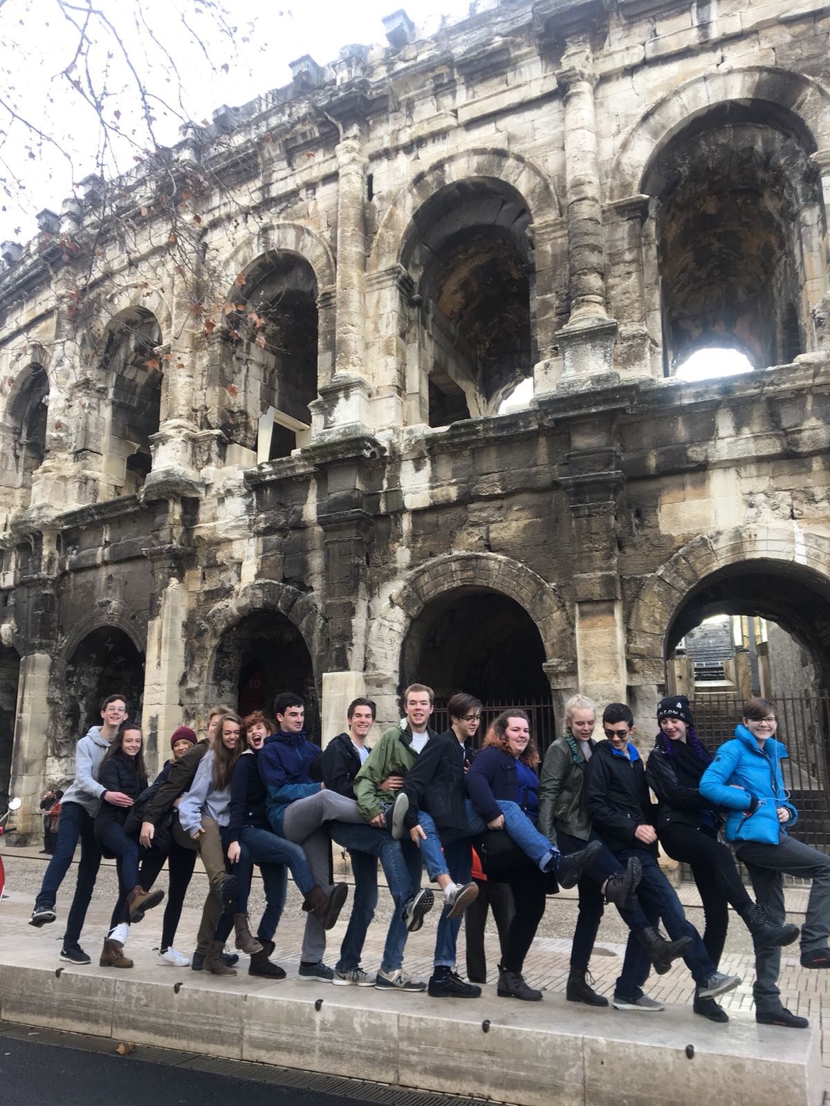 students travel nimes france